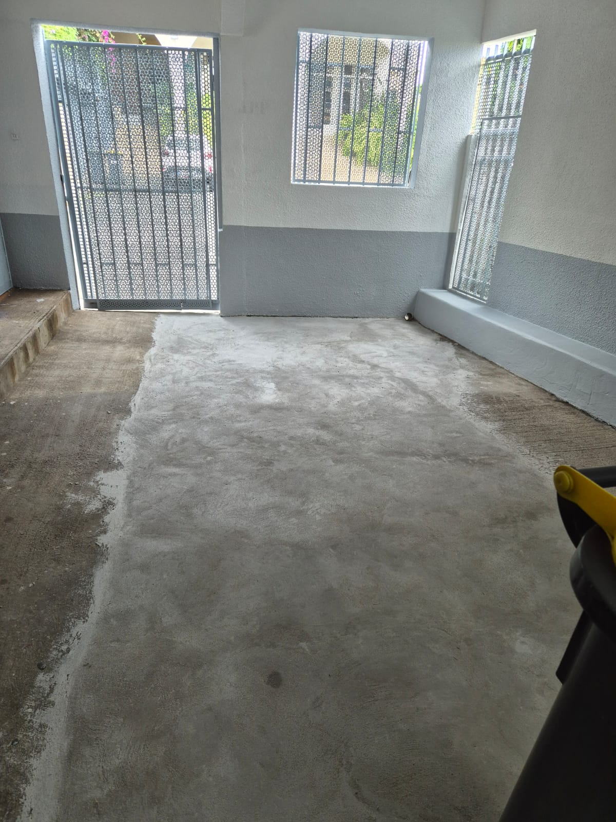 Rénovation d’un sol de Garage en Résine époxy.